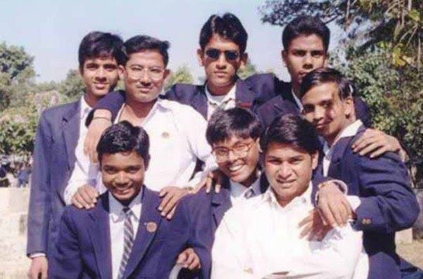 See Unseen and Rare Pictures of MS Dhoni