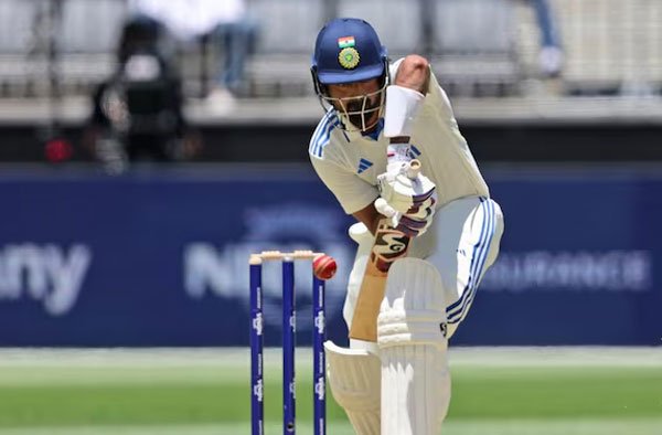 KL Rahul's Dismissal in 1st Test Sparks Controversy - Was he OUT or NOT-OUT? 