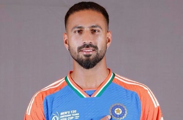 Who is debutant Ramandeep Singh | Biography, Age, Career Stats, Team, Lifestyle