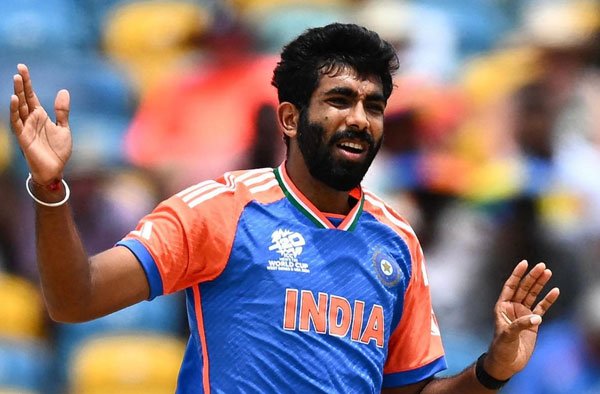 Jasprit Bumrah’s Champions Trophy Participation in Doubt Due to Back Swelling