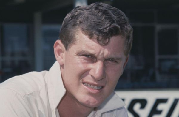Former Aussie Legend Bob Cowper Dies at 84: Cricket Mourns a True Great 2 Former Aussie Legend Bob Cowper Dies at 84: Cricket Mourns a True Great