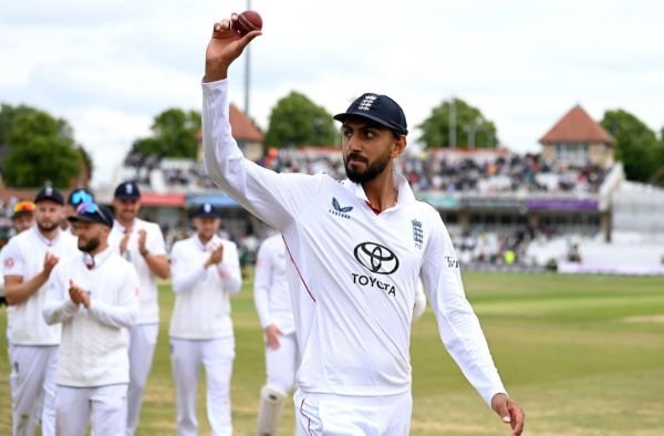 Shoaib Bashir’s 9-Wicket Haul Seals England’s Win, Williams Shines for Zimbabwe 2 Shoaib Bashir’s 9-Wicket Haul Seals England’s Win, Williams Shines for Zimbabwe