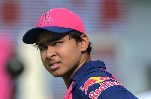 Vaibhav Suryavanshi Swamped by 500 Missed Calls After IPL Heroics 2 Vaibhav Suryavanshi Swamped by 500 Missed Calls After IPL Heroics